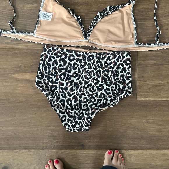 Leopard Print Bikini Set - Picture 2 of 2